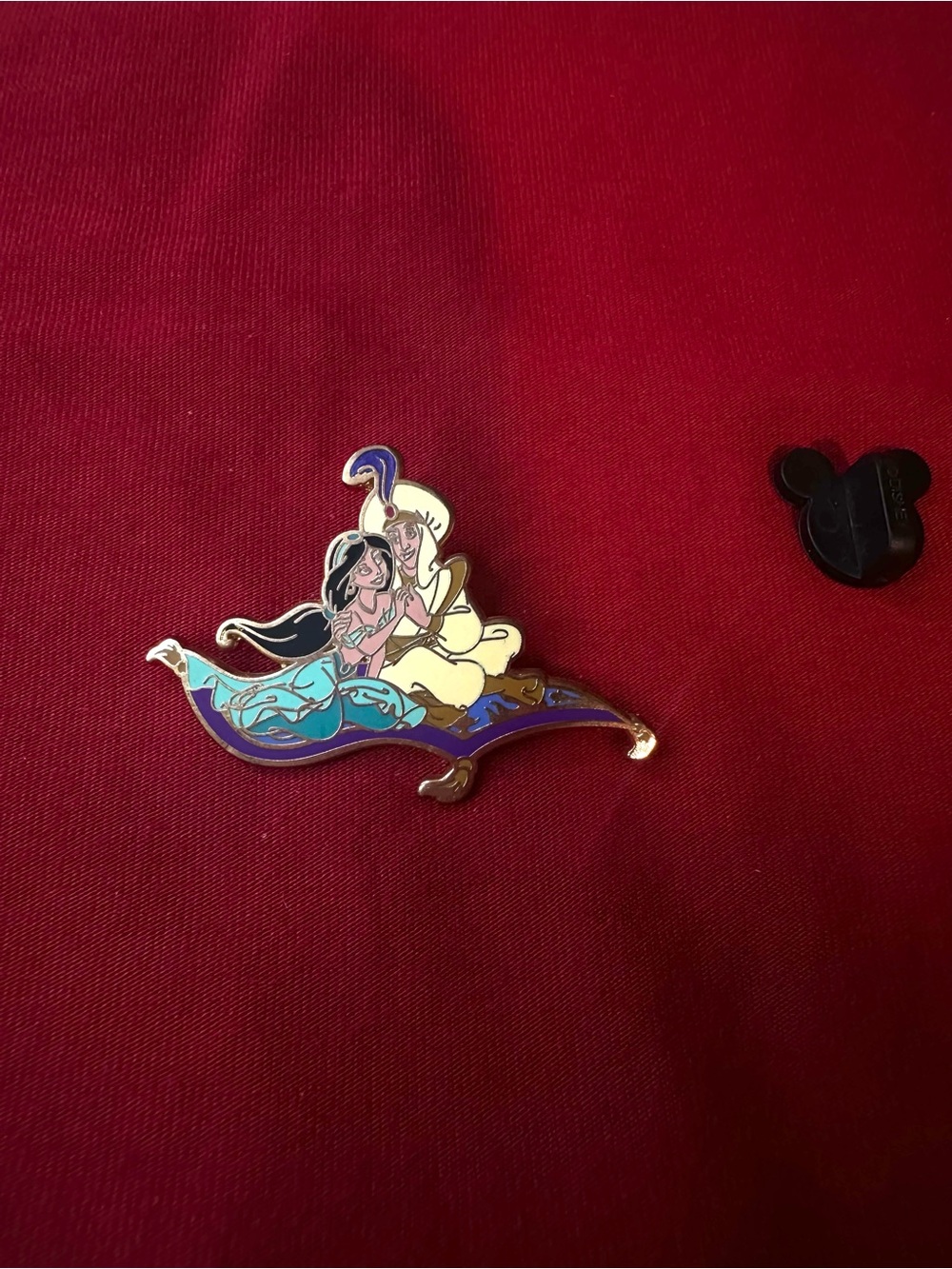 Disney Gold Magic Lamp Enamel Pin - Gold